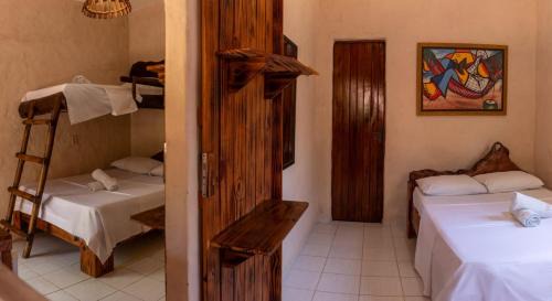 Ponta do Anel Hotel | Discover Pousada Vila Bella - Pool & Dining at Praia do Macapá