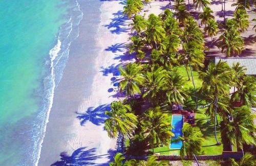 Barreira do Boqueirao Hotel | Pousada Vila Cobé: Oceanfront Haven with Pool & Breakfast
