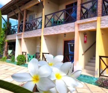 Canoa Quebrada Hotel | Oceanfront Pousada Vila do Pôr do Sol in Canoa Quebrada