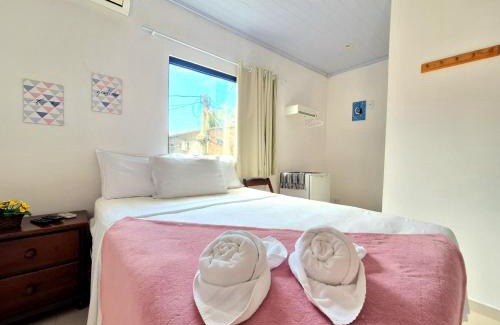 Paraty Hotel | Cozy Pousada Vila Mar: Family-Friendly with Fireplace & Kitchen