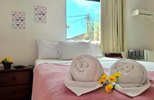 Paraty Hotel | Cozy Pousada Vila Mar: Family-Friendly with Fireplace & Kitchen