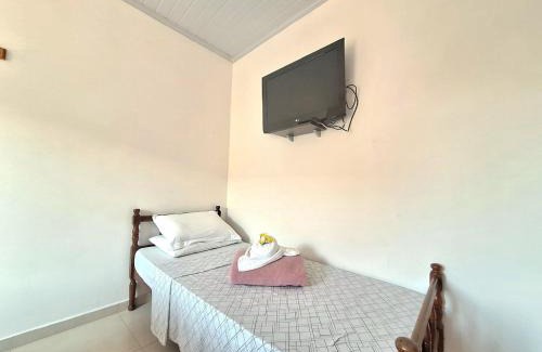 Paraty Hotel | Cozy Pousada Vila Mar: Family-Friendly with Fireplace & Kitchen