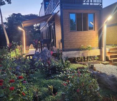 Cavalcante House | Exceptional Oceanfront Stay at Pousada Vilas Boas