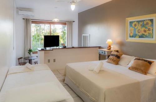 Praia do Rosa Hotel | Discover Pousada Villa Agrifoglio: Oceanfront Relaxation Awaits