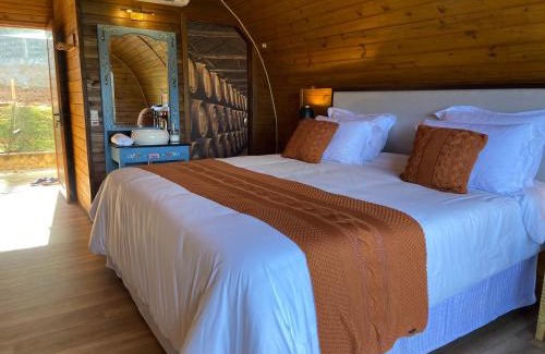 Monte Verde Cabin | Unforgettable Oceanfront Getaway at Pousada Villa Barril