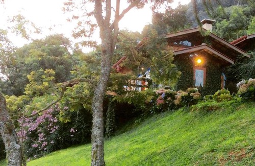 Goncalves Hotel | Relaxing Oceanfront Stay at Pousada Villa Catarina