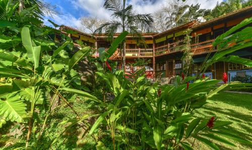 Praia Grande Hotel | Seaside Bliss at Pousada Villa Da Prainha with Ocean Views
