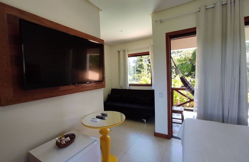 Itacare Hotel | Experience Pousada Villa dos Sonhos: Pool, Spa & Family Fun