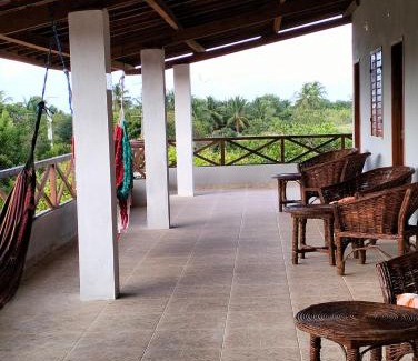 Itarema Hotel | Pet-Friendly Pousada Villa Marini with Oceanfront Spa
