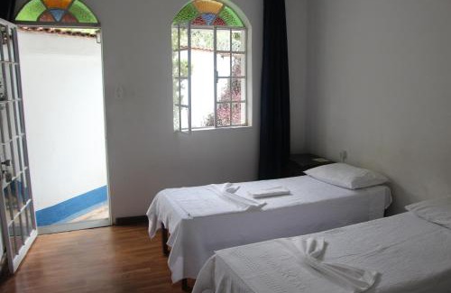 Sabara Hotel | Pet-Friendly Pousada Villa Real with Pool & Kitchen Access