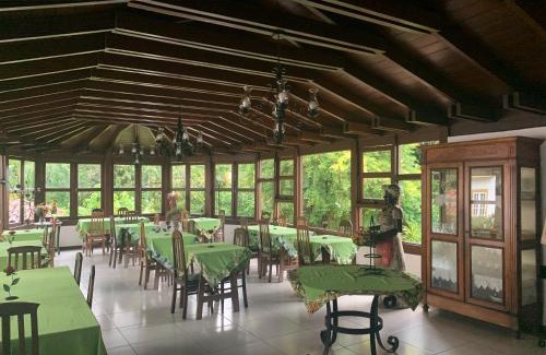 Tiradentes Hotel | Relaxing Retreat at Pousada Villa Real with Pool Access