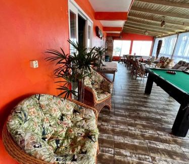 Laguna Hotel | Family-Friendly Pousada Vista ao Farol with Pool Access