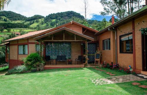 Goncalves House | Guest Rated 9.2: Pousada Vitória with Pool & Pet-Friendly Stay