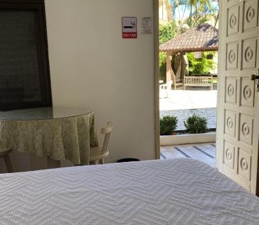 Matinhos Hotel | Relax at Pousada Volare with Ocean View & Pool Access