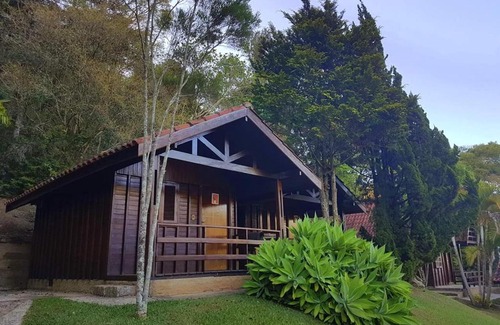 Monte Alegre do Sul Hotel | Discover Pousada Ypê das Montanhas: Pet-Friendly Retreat