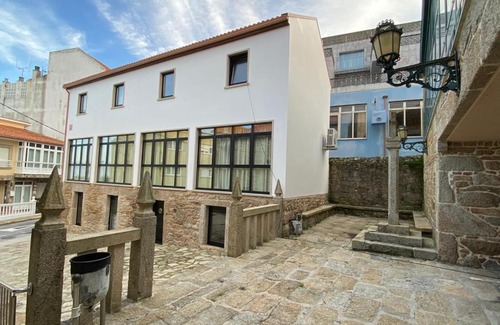 Muxia Apartment | Oceanfront Pousadas Mariñeiras: Guest Rated 9.2/10