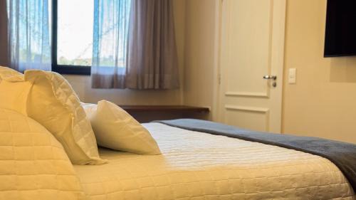 Campos do Jordao Hotel | Pet-Friendly Pousadinha Campos: Rated 10/10 by Guests