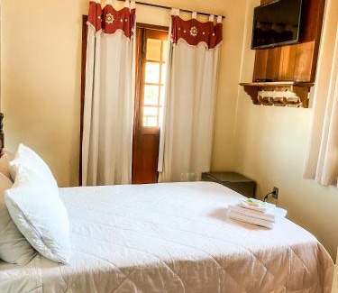 Tiradentes House | Family-Friendly Stay at Pouso do Carteiro - Rated 9/10!
