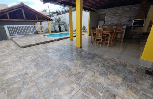 Sao Joao Batista do Gloria House | Top-Rated Pouso Oliveira with Pool and Pet-Friendly Amenities