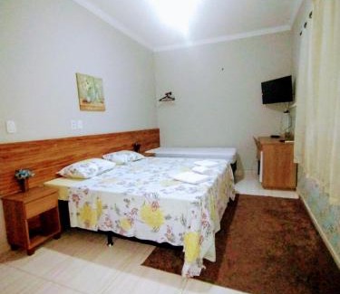 Sao Joao Batista do Gloria House | Discover Pouso Oliveira Suítes: 10/10 Guest Rated Escape
