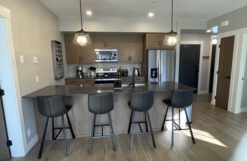 Sun Peaks House | Family-Friendly Powder Heights Unit 20 with Kitchen Amenities