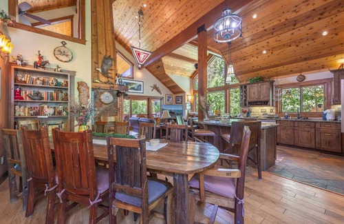 Olympic Valley House | Powder Moon Home: 5 BR Retreat with Pool and Lake Views