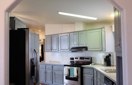 Greenehaven House | Powell Happy Place: Guest Rated 9.8 with Ocean Views