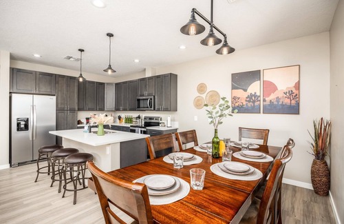 Greenehaven House | Powell Paradise: Lake View Retreat with Pool & Boat Parking