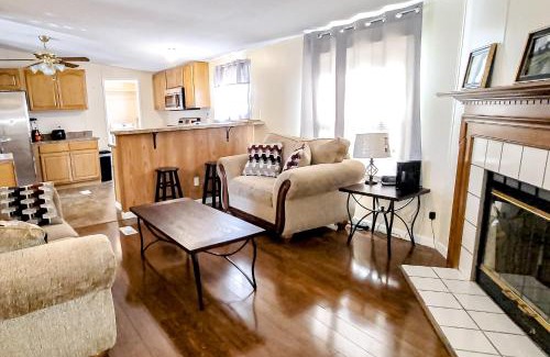 Andersonville House | Discover Powell River Paradise: Family & Pet Friendly Getaway
