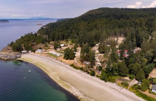 Powell River Cottage | Powell River Pine Haven