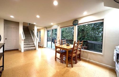 Issaquah Apartment | Discover Your Retreat at City Oasis with High Ratings