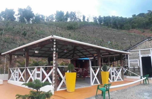 Pedro Brand House | Discover Power Ranch Finca Ecológica: Pet-Friendly Escape