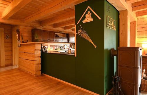 Wisla Villa | Experience Poziomkowy Dom in Wisła: Sauna & Rooftop Terrace