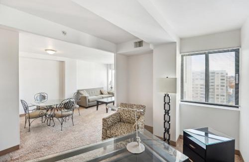 Downtown Harrisburg Apartment | Elegant 1BR Apartment with Pool in Prime Location
