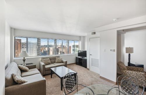 Downtown Harrisburg Apartment | Elegant 1BR Apartment with Pool in Prime Location
