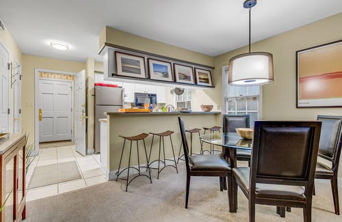 Pawleys Island Condo | Cozy Retreat in Pawleys Plantation Near Golf and Shopping