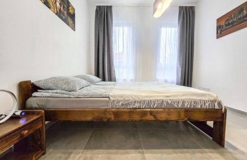 Torokbalint Apartment | Family-Friendly Getaway at PP Home - Rated 9.2/10