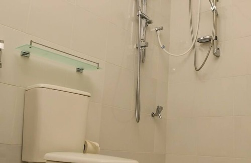 Trincomalee House | Cozy PP Rest Guest House: Family-Friendly with Breakfast