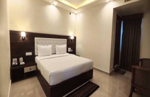 Madanapalle Hotel | Discover Comfort at PPH Living Gnr Grand Rooms