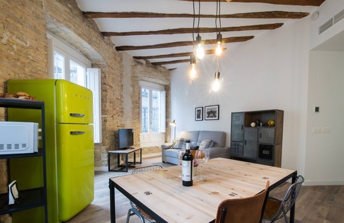Zaragoza Old Town Apartment | Comfortable PPRINCIPAL C Apartments Near Plaza del Pilar