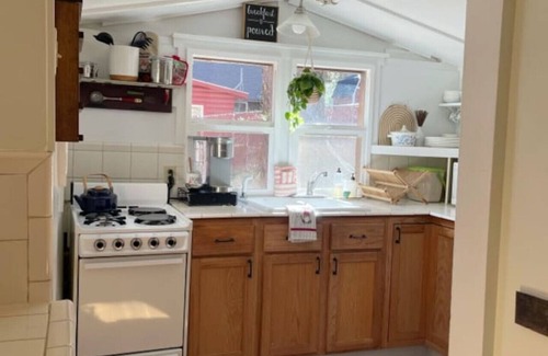 Wrightwood Cabin | Guest Rated: 10/10 Peaceful Pines with Pet-Friendly Perks