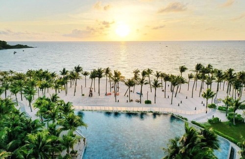 Khem Beach Villa | PQ Tropical Village