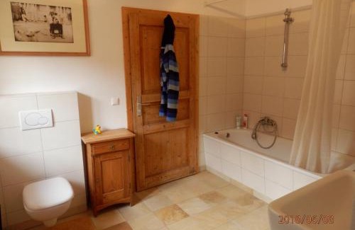 Diessen am Ammersee Apartment | Experience Comfort at Prälatenstraße 10 with Kitchen Amenities