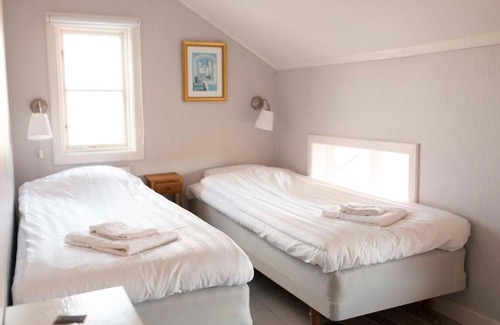 Mollosund Hotel | Oceanfront Comfort at Prästgårdens Pensionat - Rated 8.6/10
