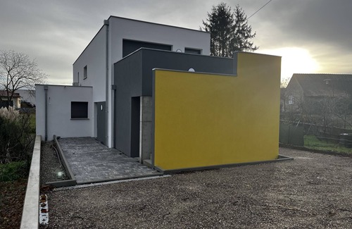 Wolfgantzen Apartment | Modern Retreat Near Colmar with Family-Friendly Amenities