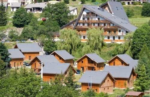 Gresse-en-Vercors Condo | Conveniently Located Appart with Spa and Parking Access