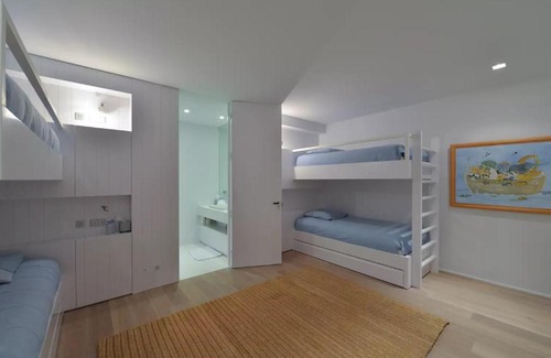 Puget-sur-Argens Apartment | Relax on the Sun Terrace with Pet-Friendly Amenities