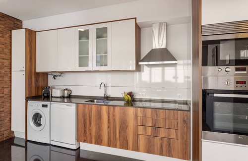 Principe Real Apartment | Cozy Príncipe Real Apartment with Spa and Breakfast Included