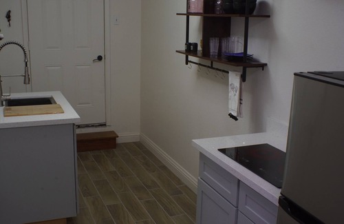 Alhambra Apartment | Cozy Private Studio with Personal Patio and Spa Amenities
