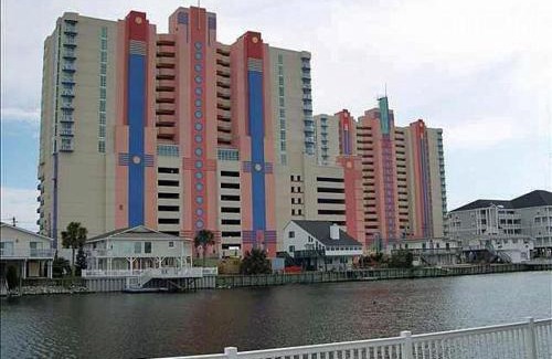 Cherry Grove Beach Apartment | Oceanfront Prince Resort 701: Ideal for Your Beach Getaway